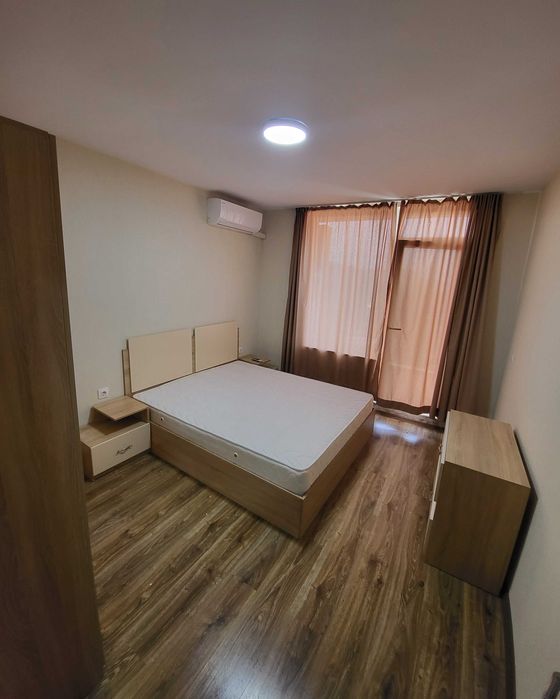 Дава се под наем Двустаен апартамент в Бургас, Братя Миладинови - 55 кв.м за 357 € - Снимка #2