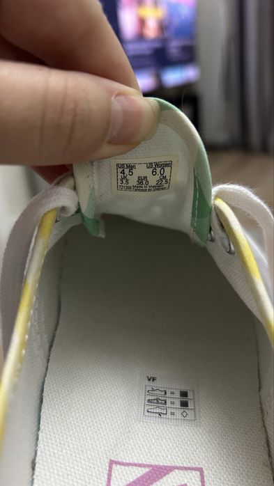Продам кеды Vans