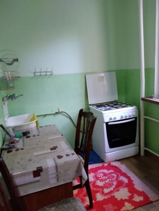 Аренда метро беруни 1.хонали оилага берилади узок муддатга