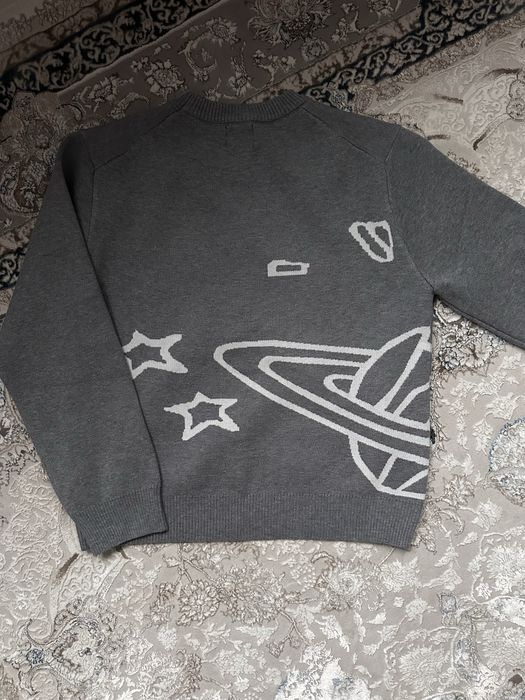 Свитер Broken Planet