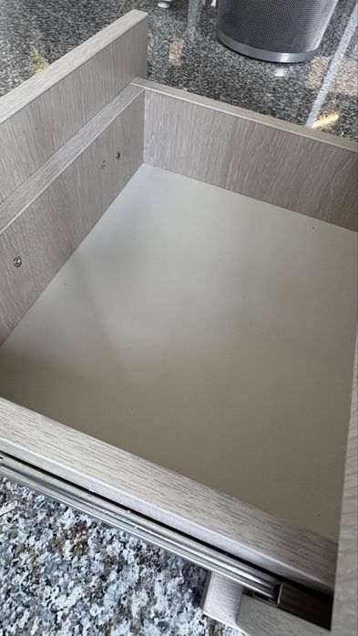 Тумба мобильная