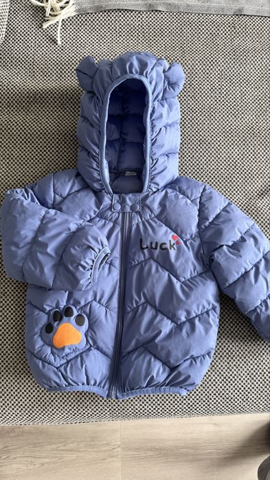 Продам куртку детскую размер 90