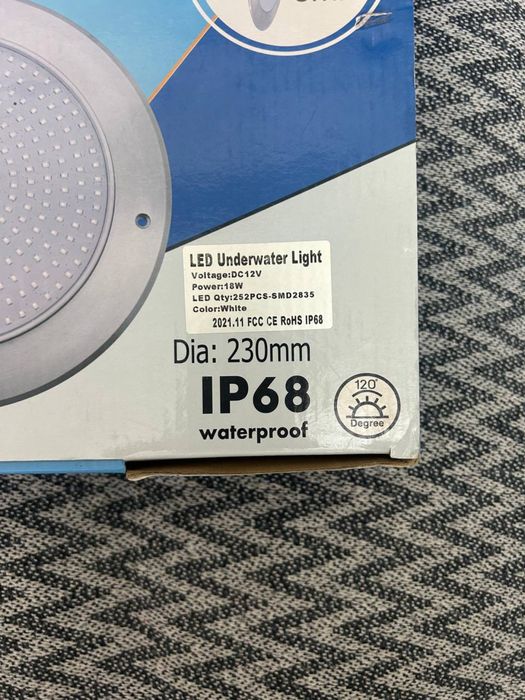 Фонари для бассейна