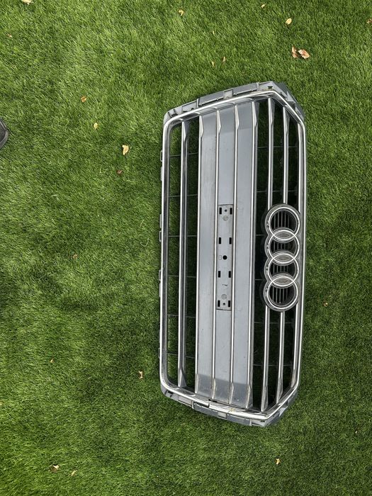 Grikă radiator audi a4.b9.cod:8w0853651.BR.