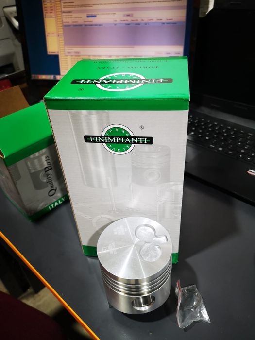 Set Segmenti Ø108 6 Seg piston tractor fiat 615 om varianta cu 5 și 6