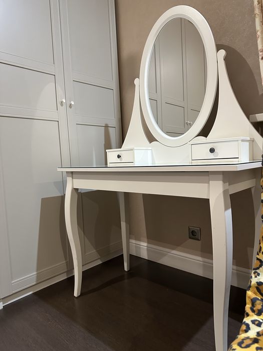 Туалетный столик Хемнэс икеа