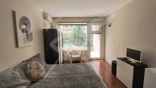 Дава се под наем Едностаен апартамент в к.к. Слънчев бряг - 31 кв.м за 49900 € - Снимка #2