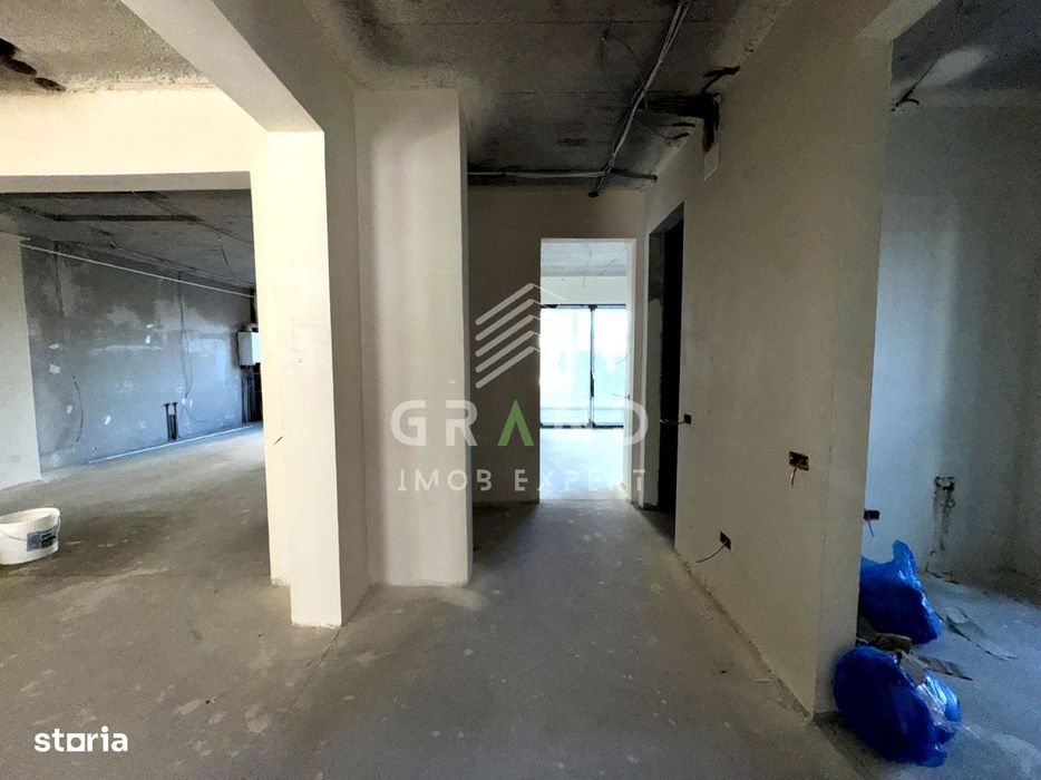 Spațiu Comercial 120Mp | 4 Incăperi | 3 Bai | Terasă 20Mp | Parcare