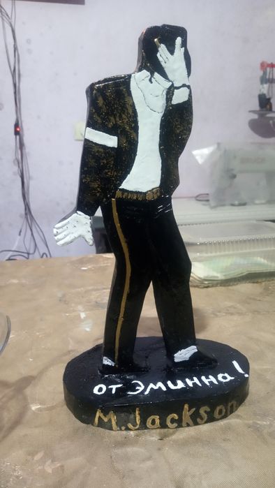 Статуэтки из гипса