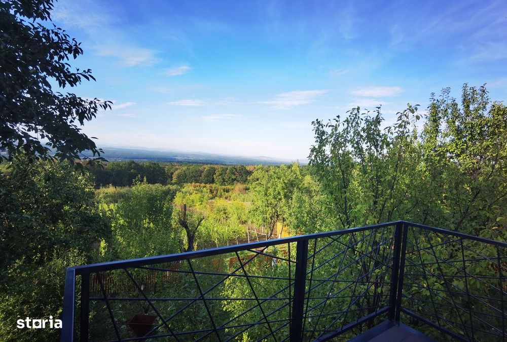 Vânzare casă cu teren intravilan și panoramă, Valea Călugărească