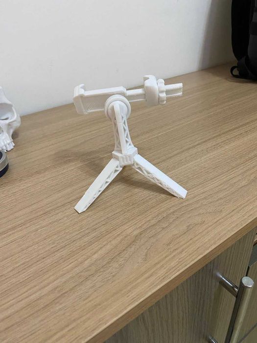 Трипод для телефона или планшета