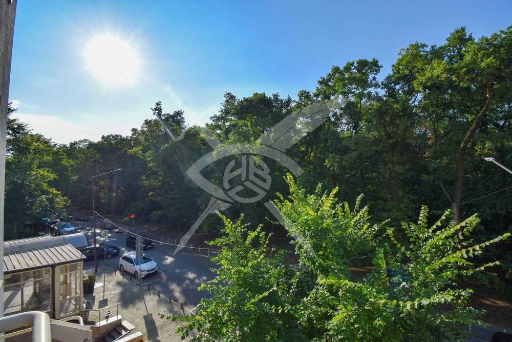 Тристаен апартамент в кв. Хладилника № 74491