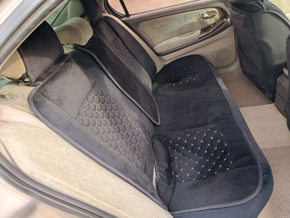 Продам чехлы универсальные