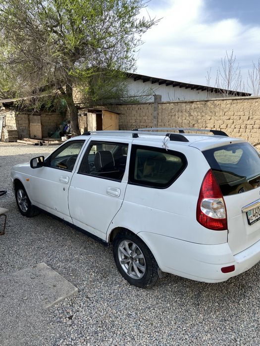 Лада приора универсал 2013года