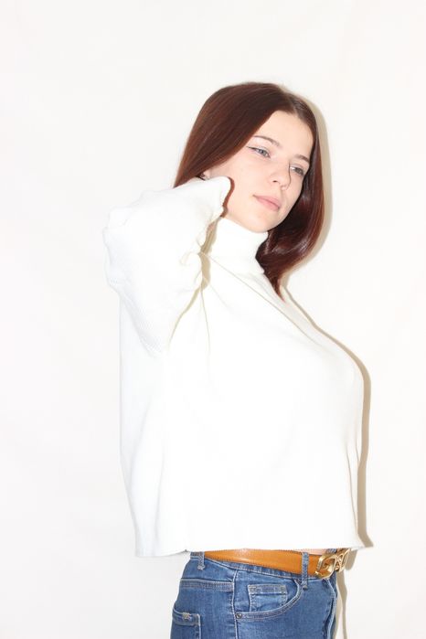 Продам кофту новая