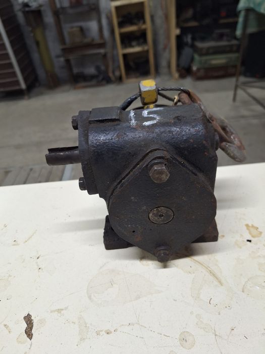 Продам Лебедку .