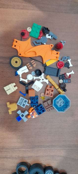 Продаю коллекционные LEGO (оригинал)