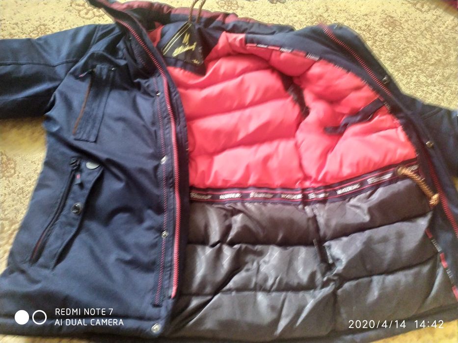 Продам зимнюю куртку