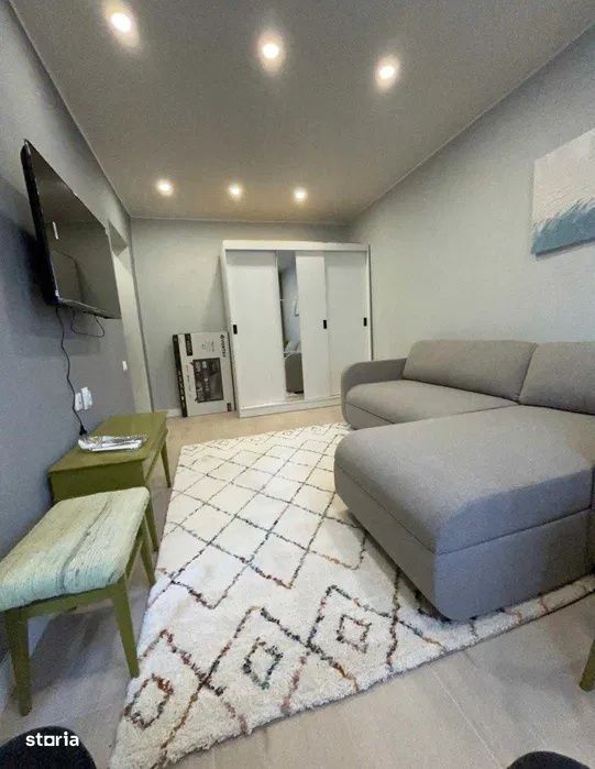 Garsoniera 25mp, finisat modern, zona UMF