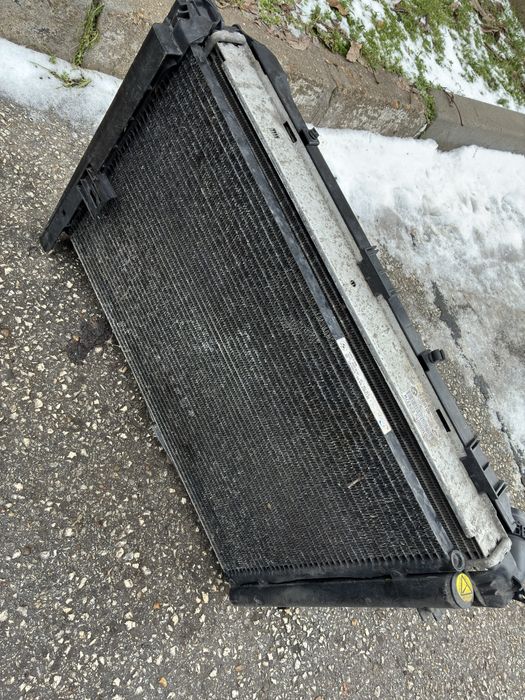 Префейс фар /кулер / радиатори bmw e91