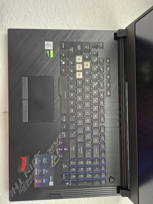 Laptop Gaming ASUS ROG Strix G17 G712LU – i7 10750H / 32GB RAM / GTX 1660 Ti 6GB / Windows 11 Pro