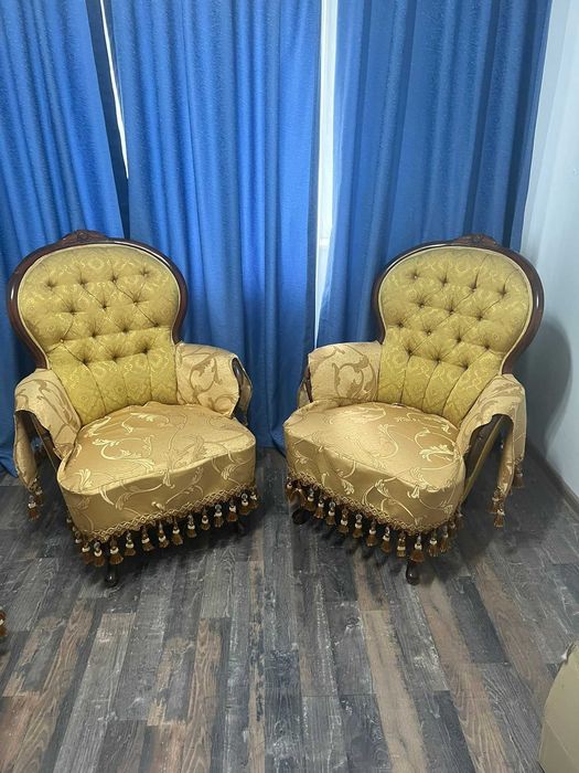 Set Vintage Deosebit: Canapea și 2 Fotolii în Stil Clasici/Baroc