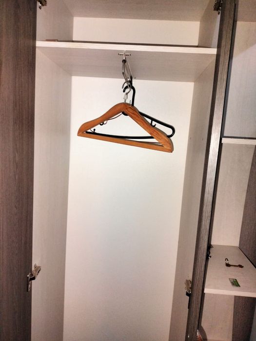 Прихожка шкафом мести