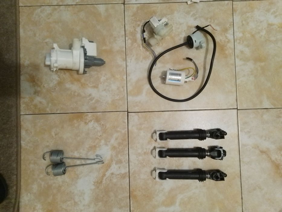 Продавам Пералня BEKO WTE 8511 XO на части