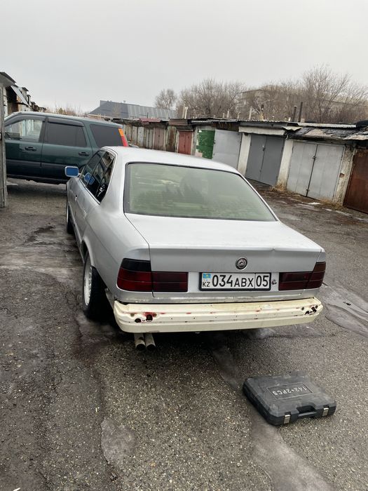 Бмв е34  м50 б525