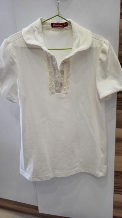 Продам кофточку в школу