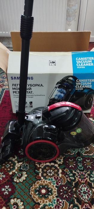 Samsung  пилесос с контейнером для сбора пыли