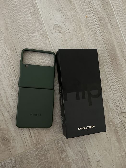 Samsung galaxy z flip 4