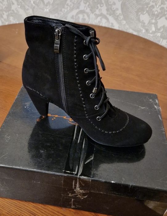 Женская обувь 38 размер