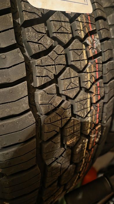 4 броя ЧИСТО НОВИ Гуми CONTINENTAL 215/55 R 18