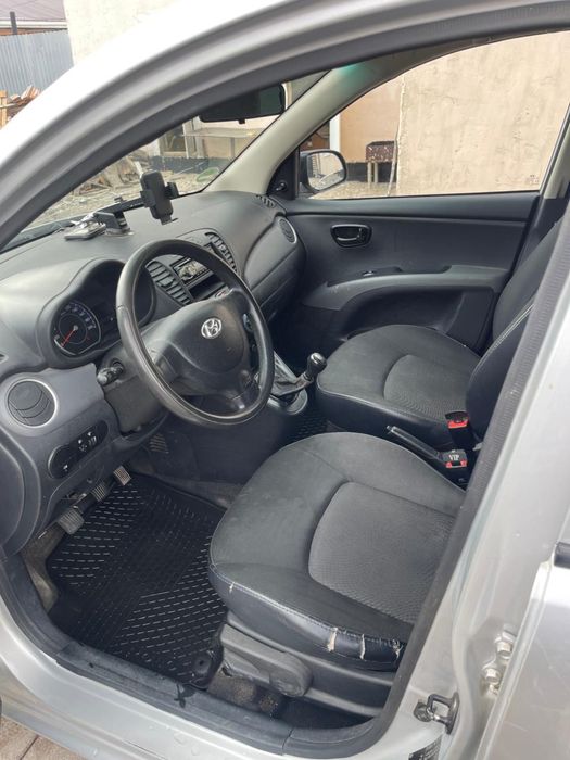 Продам hyundai i-10 русс учет