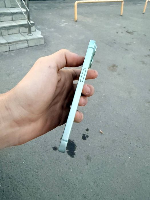 Обменяю айфон 15