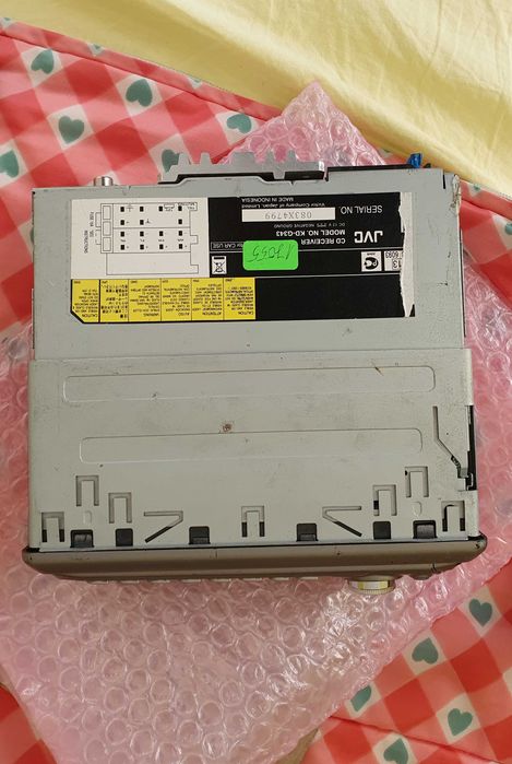 Радио за кола JVC със CD ROM