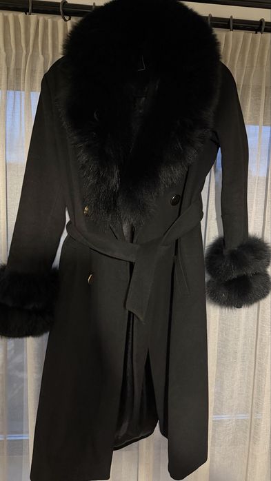 Палто от кашмир и лисица