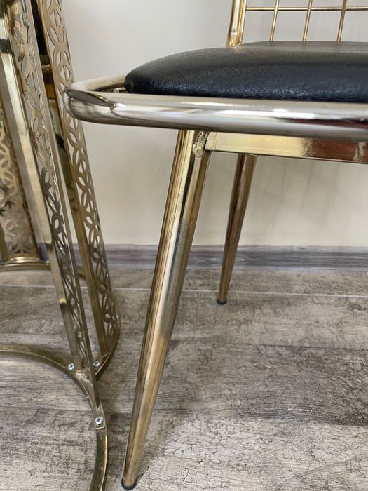 Комплект маси със столове