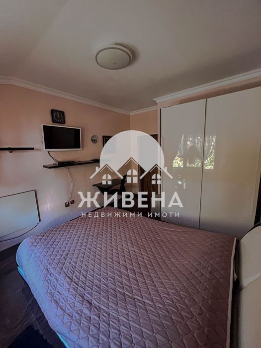 Продава се Къща в с. Оброчище, Област Добрич - 250 кв.м за 1400 €/кв.м - Снимка #11