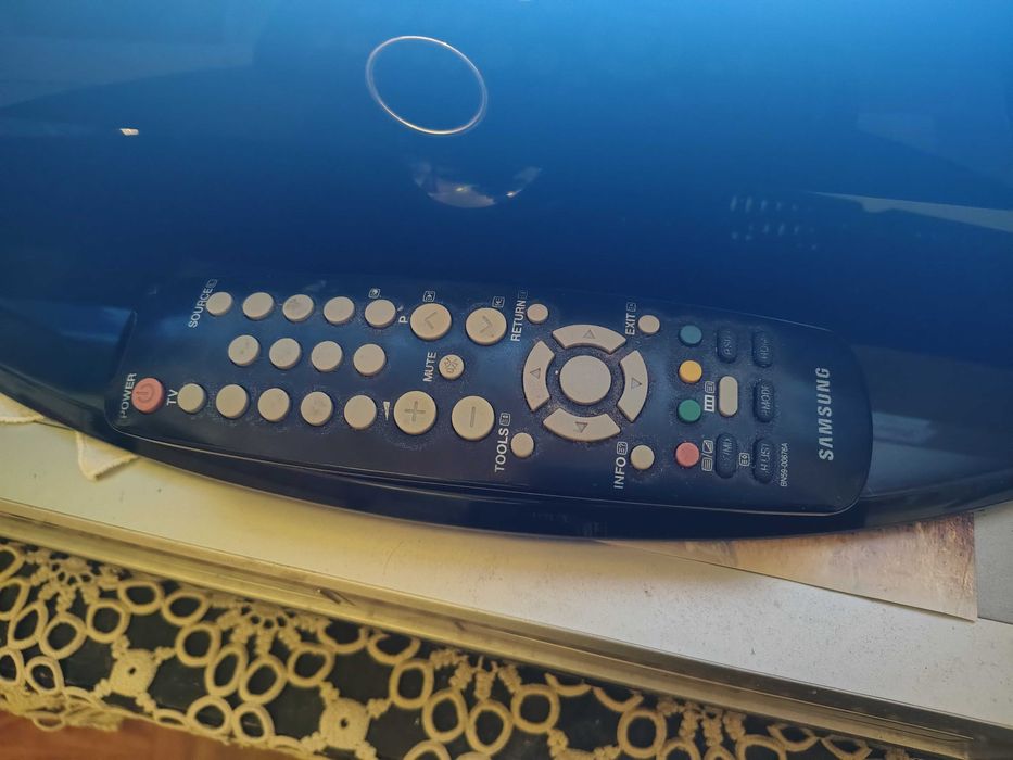 Televizor LCD SAMSUNG model LE26A330J1