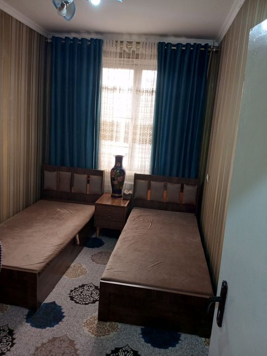 Продам 3-комнатный квартиру с мебелями.