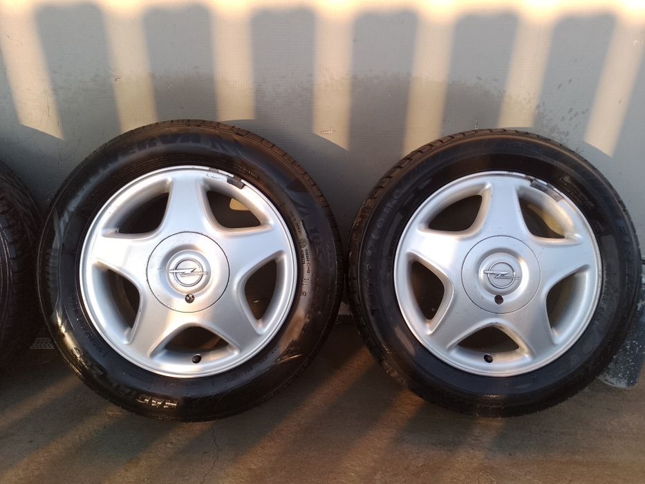 Vând jante Opel Astra 195/60R15