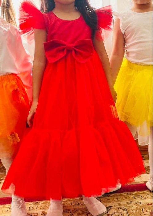 Продам детское платье