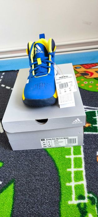 Adidas Cross Em Up 5K Wide 39 1/3 noi in cutie