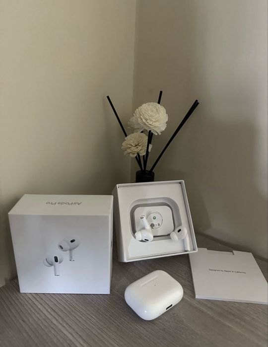 AirPods 2 Pro нови