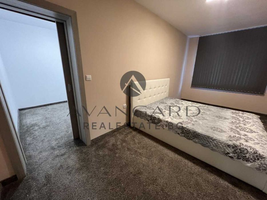 Продава се Тристаен апартамент в Пловдив, Кючук Париж - 112 кв.м за 1715 €/кв.м - Снимка #5