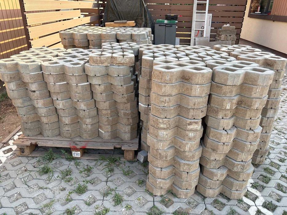 Pavaj beton, forma de grila, 400 x 400 x 80 mm, gri ciment