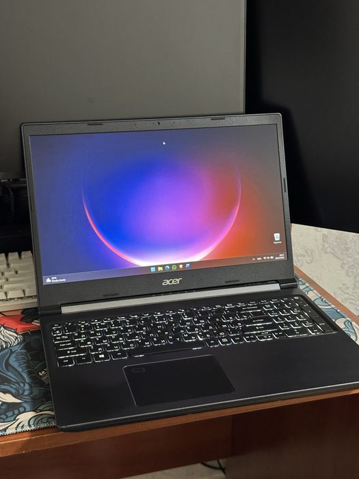 Acer Aspire 7 (A715-75G-54RY)