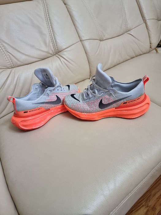 Adidași NIKE  invizibile run3